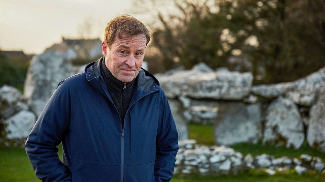 Ardal O'Hanlon: Tomb Raider